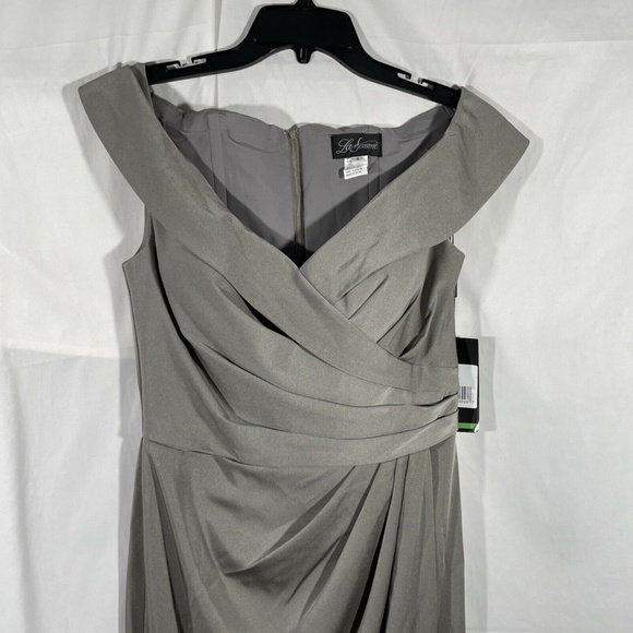 NWT La Femme [SZ 6 ] Surplice Off the Shoulder Column Gown in Pewter‎ - Picture 8 of 12